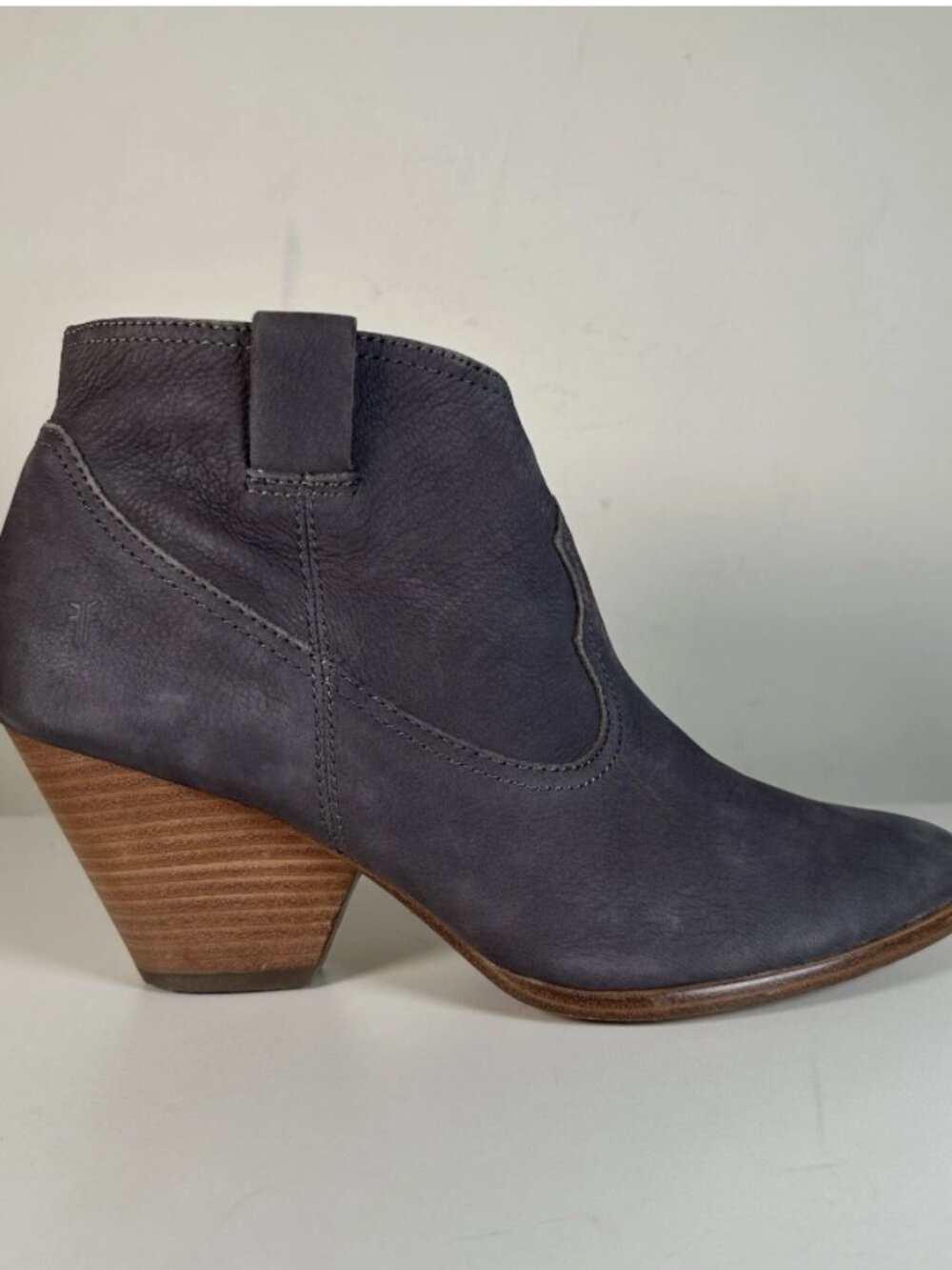 $349 Frye Reina Grey Real Suede Leather Pull On Everyday Heel Fall Ankle Bootie
